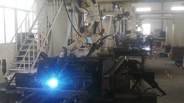OTC自动焊接机器人