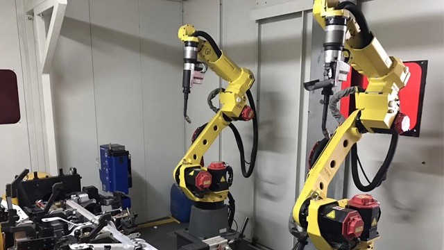 焊接机器人在汽车行业的应用