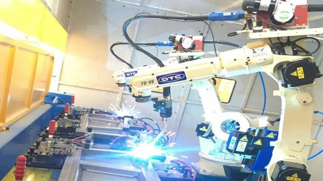 机器人机械臂在不锈钢产品焊接中的应用