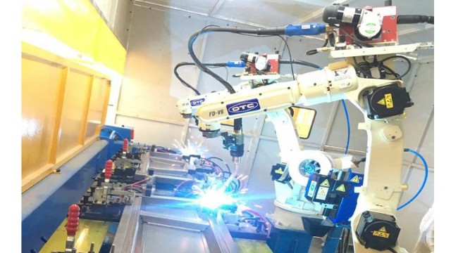 OTC六轴焊接机器人